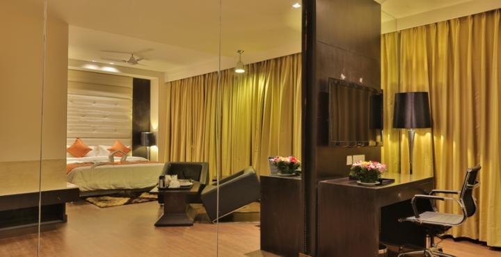 Una Smart Mandarin Panchkula Exterior photo